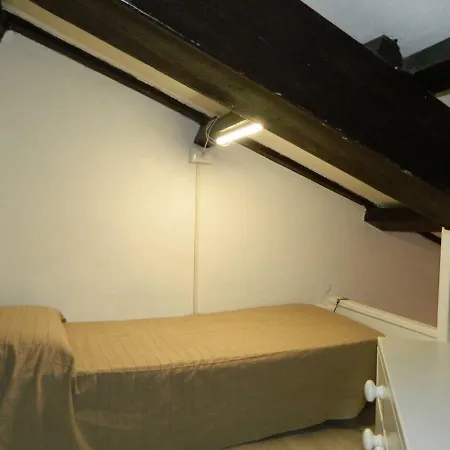 Apartament La Pomposa Del Vicolo Modena